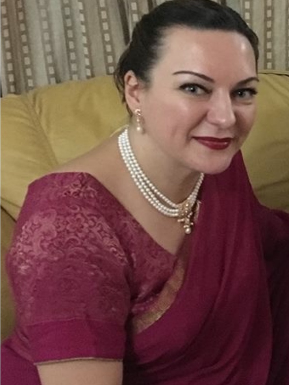 Saree- Elegant Magenta Saree with Lace Blouse